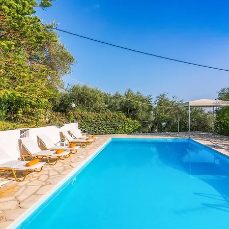Yiannakis Villa *
