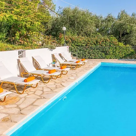 Yiannakis Villa