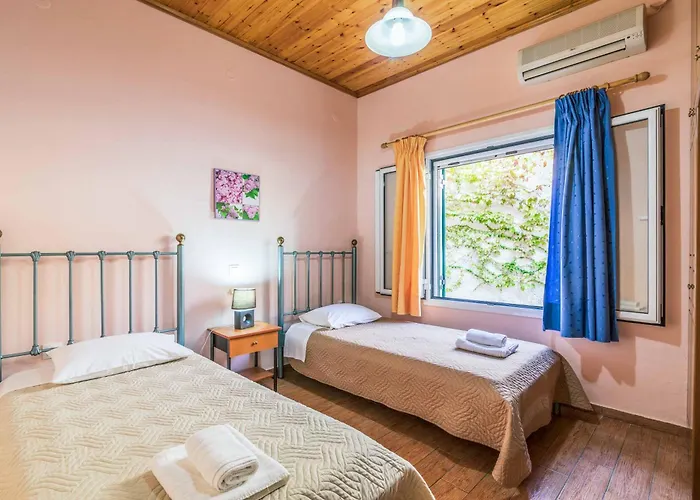 Yiannakis Villa *